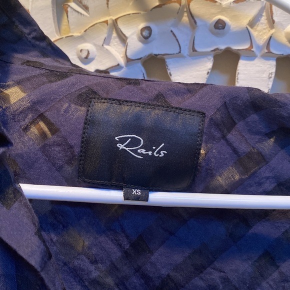 Rails button up crop top - Picture 2 of 3